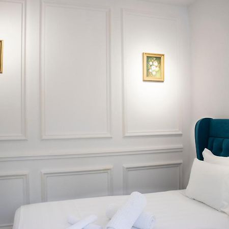 Appartement Vila Shehaj Luxury à Vlorë Extérieur photo